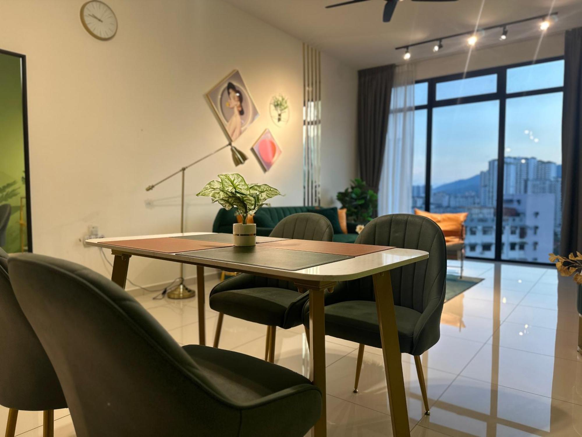 New 2Br Georgetown Warm And Lovely Homestay 10Pax-无敌美景两房民宿 Beacon Executive Suite Exterior photo