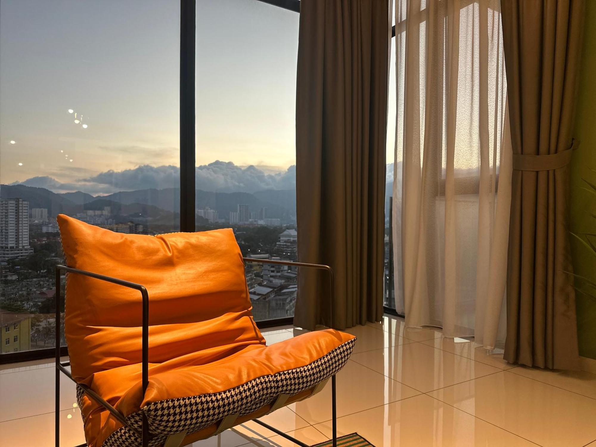 New 2Br Georgetown Warm And Lovely Homestay 10Pax-无敌美景两房民宿 Beacon Executive Suite Exterior photo